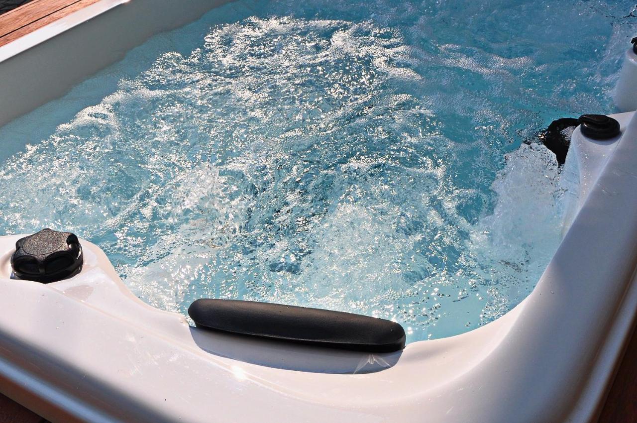 Una Spettacolare Vista Mare - Casa Con Jacuzzi Bergeggi Zewnętrze zdjęcie